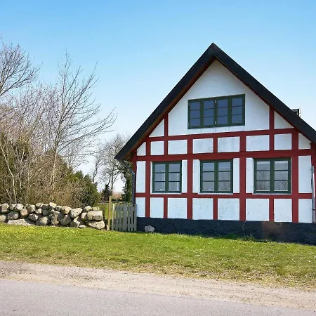 Hotel Aakirkeby Xlv Åkirkeby